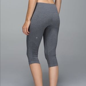 Lululemon In The Flow Crop II Heathered Slate